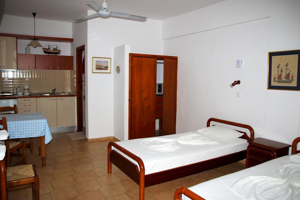 Studios Marfo Μπατσί Δωμάτιο φωτογραφία